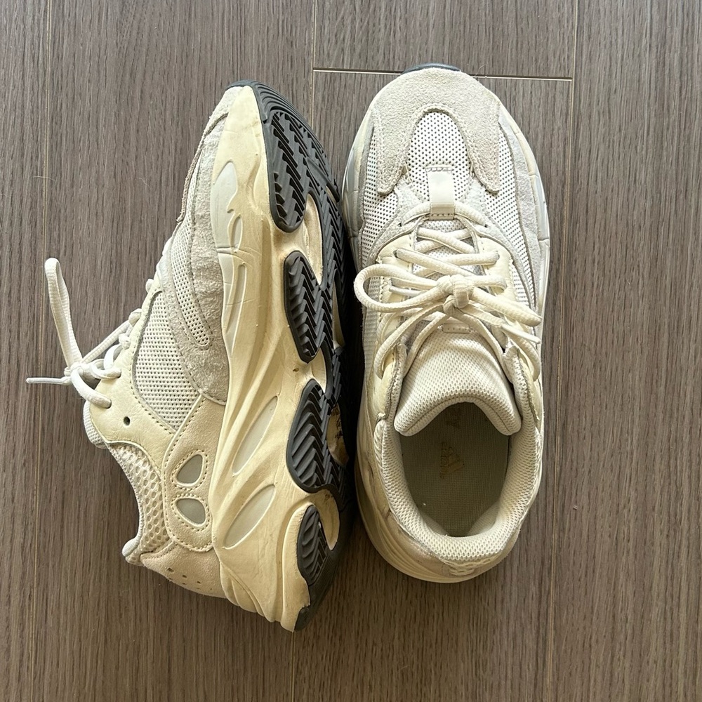 Yeezy Boost 700 Analog Sneakers